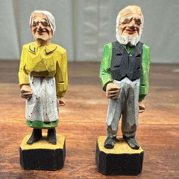 Hand Carved & Painted Wooden MINIATURE Figurines Flat Plane Folk Art Trinkets - Picture 2 of 7